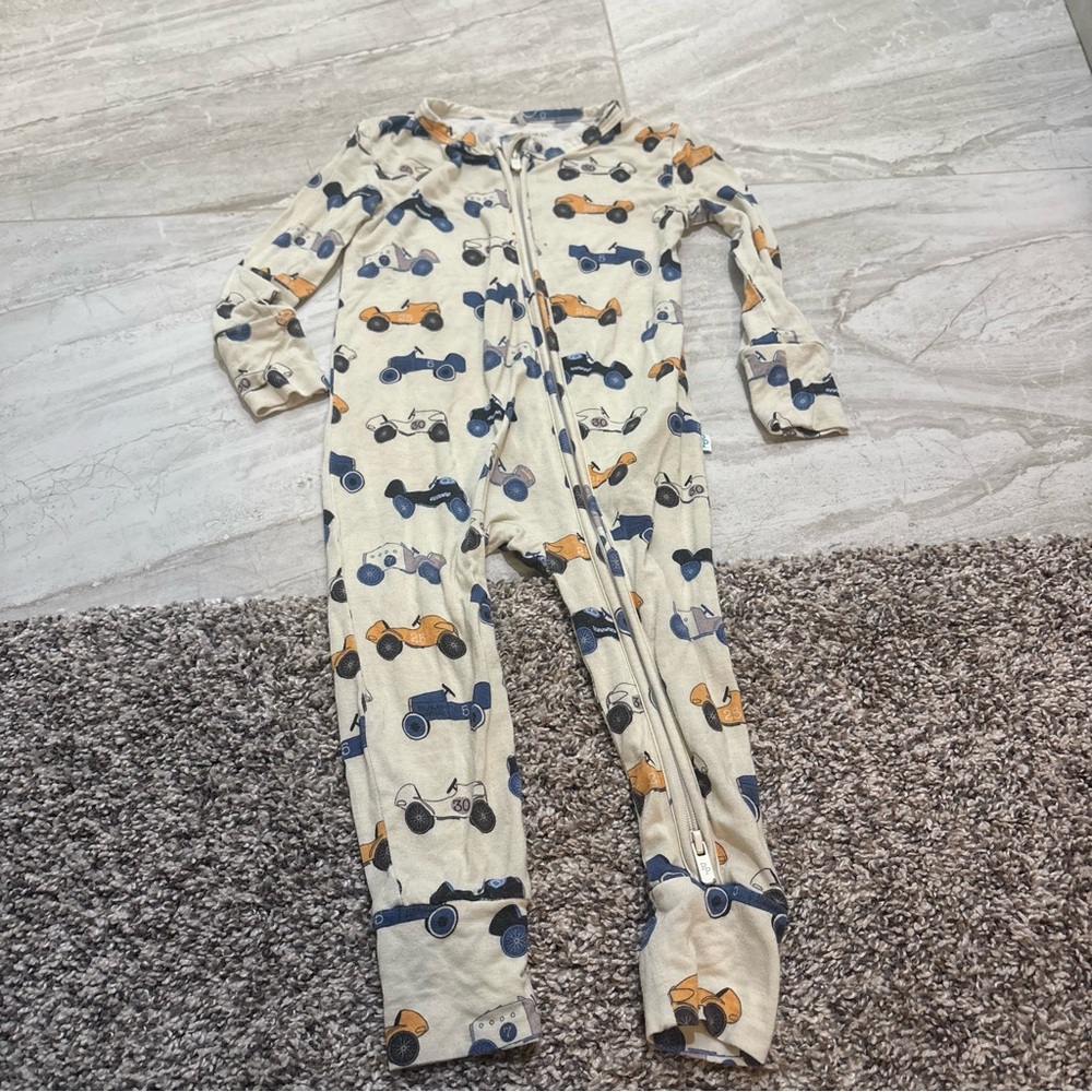 Posh Peanut baby boys size 18-24 months footless bamboo pajamas